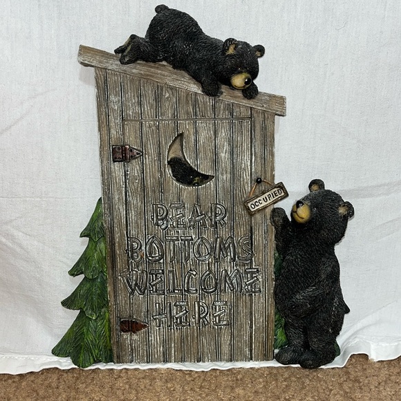 Bear bottoms welcome here outhouse 3 bears hanging around resin wall plaque - Picture 1 of 7